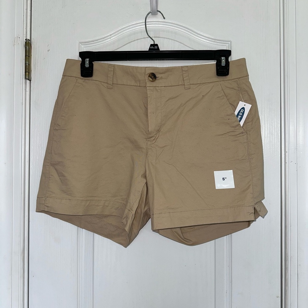 Old Navy Everyday Khaki Shorts